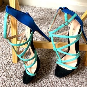 Aldo genuine leather super chic sandals!